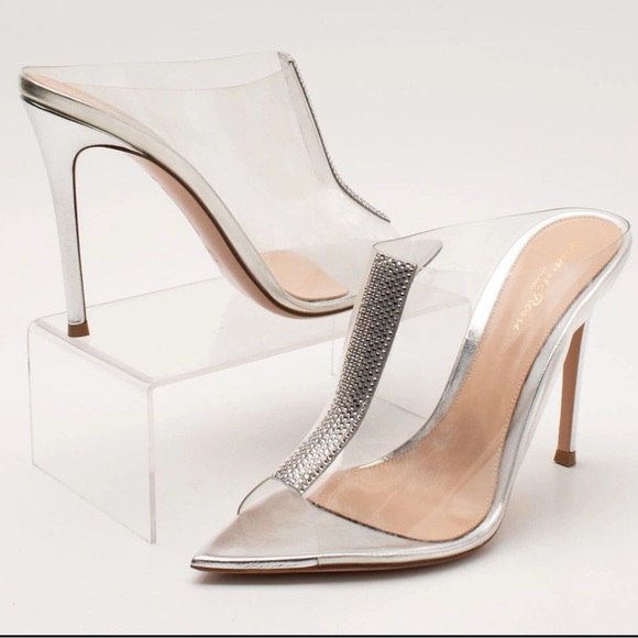 GIANVITO ROSSI Sigma Sandals US8 UK5 EU38 Clear Rhinstones Made in Italy $1095 - Picture 1 of 8